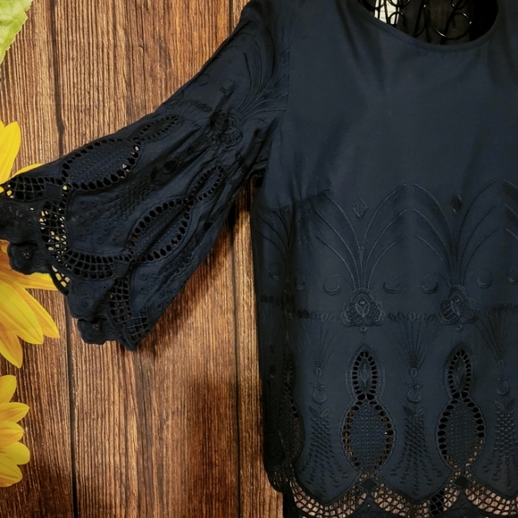 Alessa W Collection Navy Blue Top - Picture 5 of 5